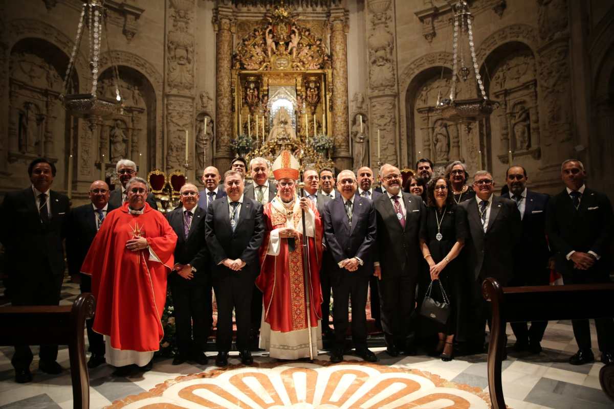 LA NUEVA JUNTA SUPERIOR DEL CONSEJO, PRESIDIDA POR JOSÉ RODA, TOMA POSESIÓN EN LA SANTA IGLESIA CATEDRAL