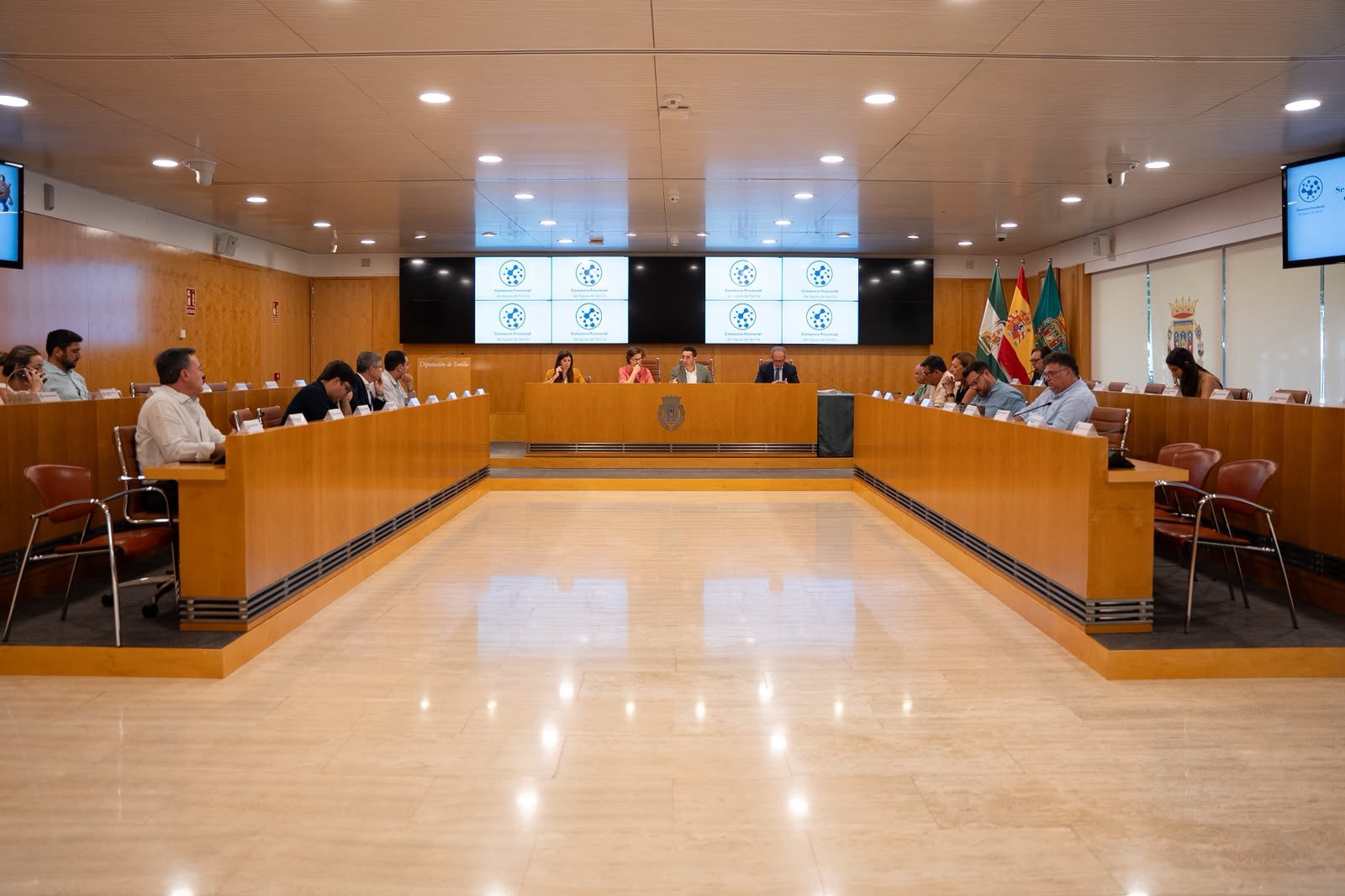 El Consorcio Provincial de Aguas de Sevilla llevará a los colegios la Semana Educativa del Agua, con la mascota Buki como embajadora y el mensaje «Cada gota es Sevilla»