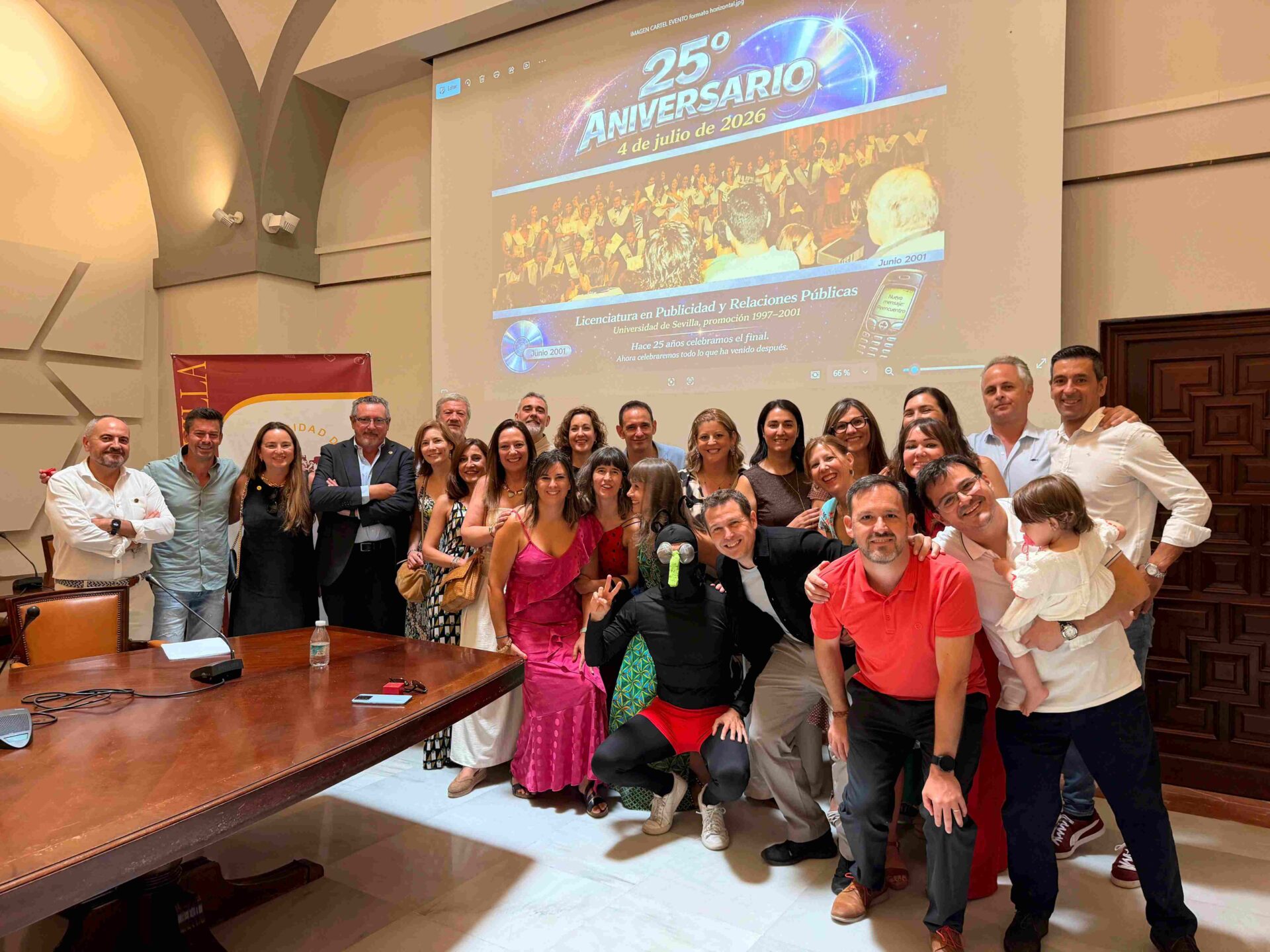 La promoción 1997-2001 de Publicidad y Relaciones Públicas vuelve a la Universidad en su 25 aniversario