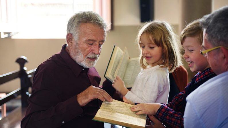 Jornada Mundial de los Abuelos: La Iglesia está llamada a ser madre de todos