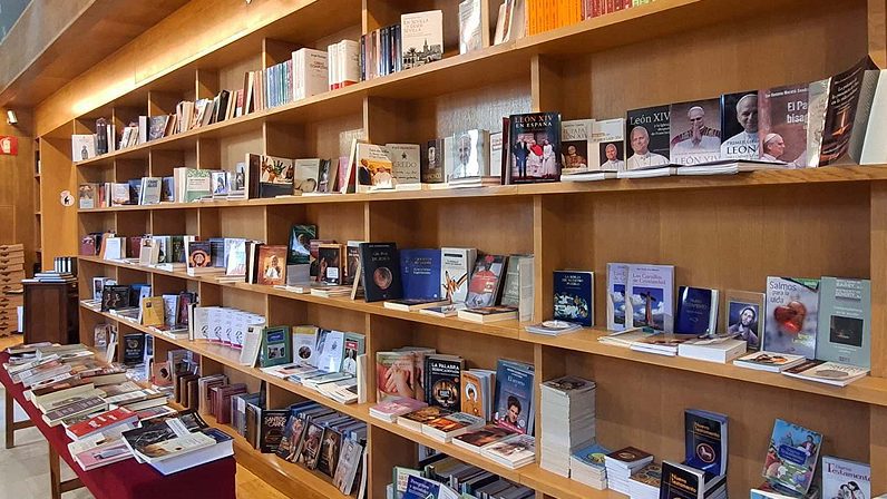 La Librería Diocesana de Sevilla ofrece descuentos antes de las vacaciones