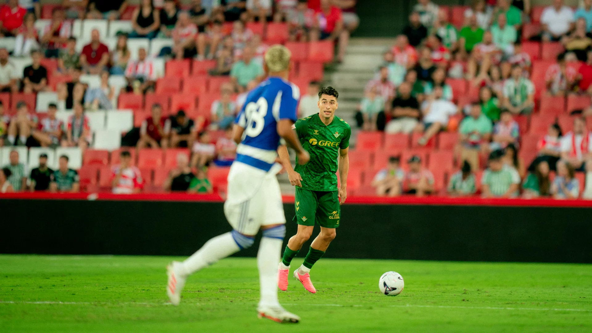 El Real Betis cae derrotado frente al Granada CF