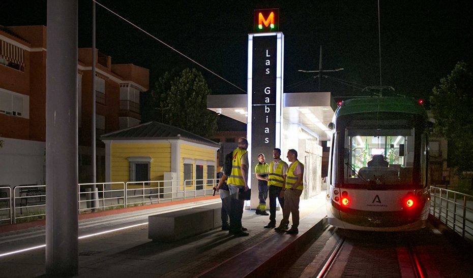 La Junta completa la primera prueba con trenes de la prolongación del Metro de Granada hasta Las Gabias