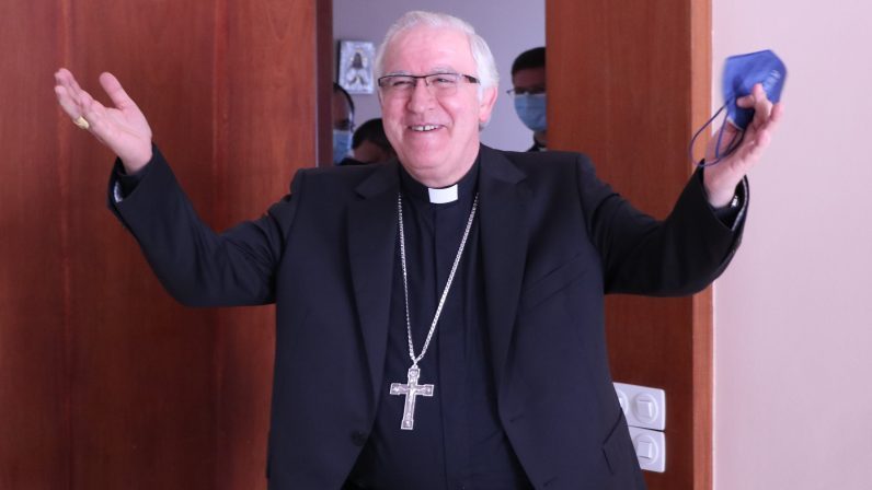 El arzobispo de Sevilla, monseñor José Ángel Saiz Meneses, cumple 70 años