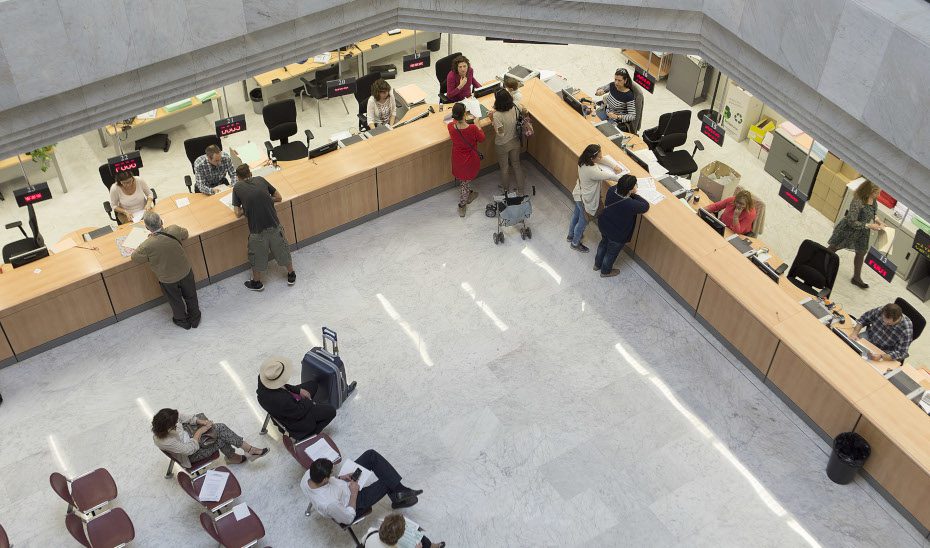 La Junta inicia su estrategia de desregulación para acercar la Administración a los ciudadanos