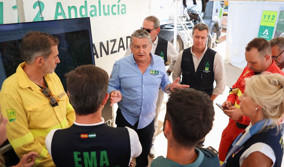El dispositivo del incendio de Niebla refuerza la defensa de los núcleos situados al norte