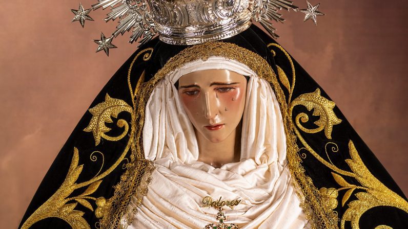 La coronación de la Virgen de los Dolores de Guillena se adelanta una semana