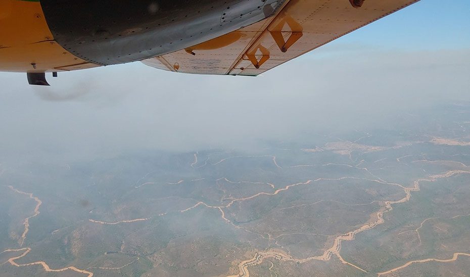 El operativo contiene varias reactivaciones del incendio de Niebla que continúa activo