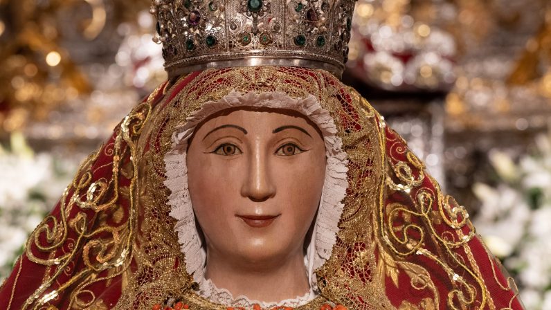 15 de agosto, reedición de la cita de los sevillanos con su patrona en el 80º aniversario de su proclamación