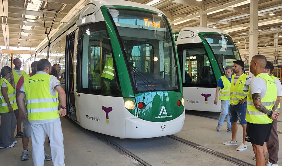 El tranvía de Jaén circulará a diario para completar la formación de sus conductores en el trazado