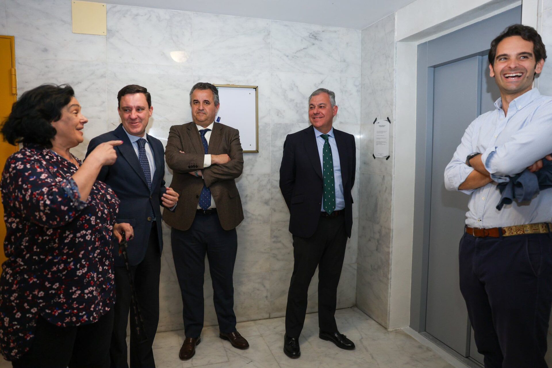 El Gobierno de Sanz impulsa la construcción de ascensores en diez comunidades con la concesión de 2,4 millones de euros en ayudas