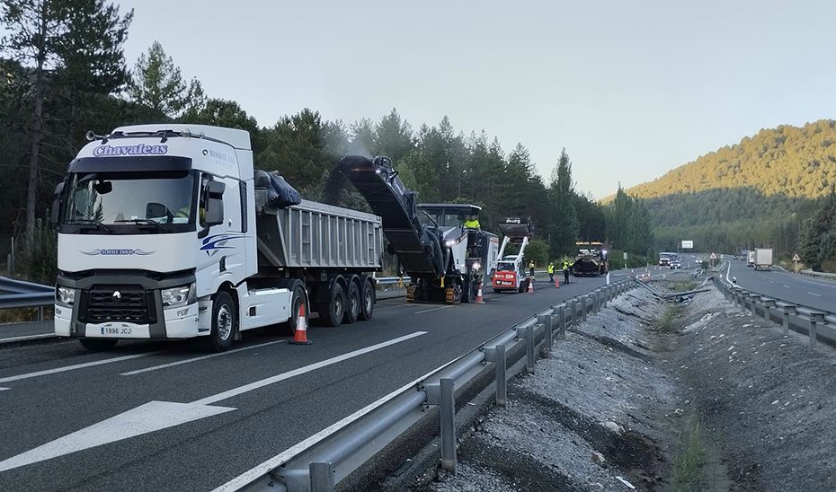 La Junta invierte 3,5 millones en la renovación del firme de la A-92 en la provincia de Granada