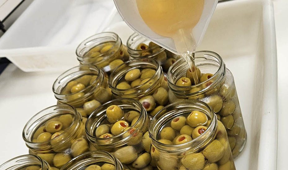 Una investigación obtiene aceitunas rellenas con hasta un 50% menos de sal y más nutrientes