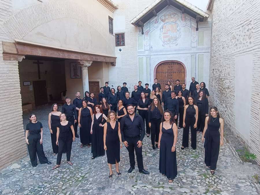 El Joven Coro de Andalucía graba su primer disco durante su encuentro anual de verano