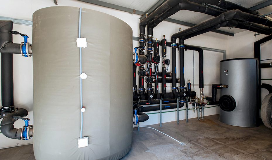 La Junta impulsa con 9,2M€ cinco proyectos de energías renovables en la industria andaluza