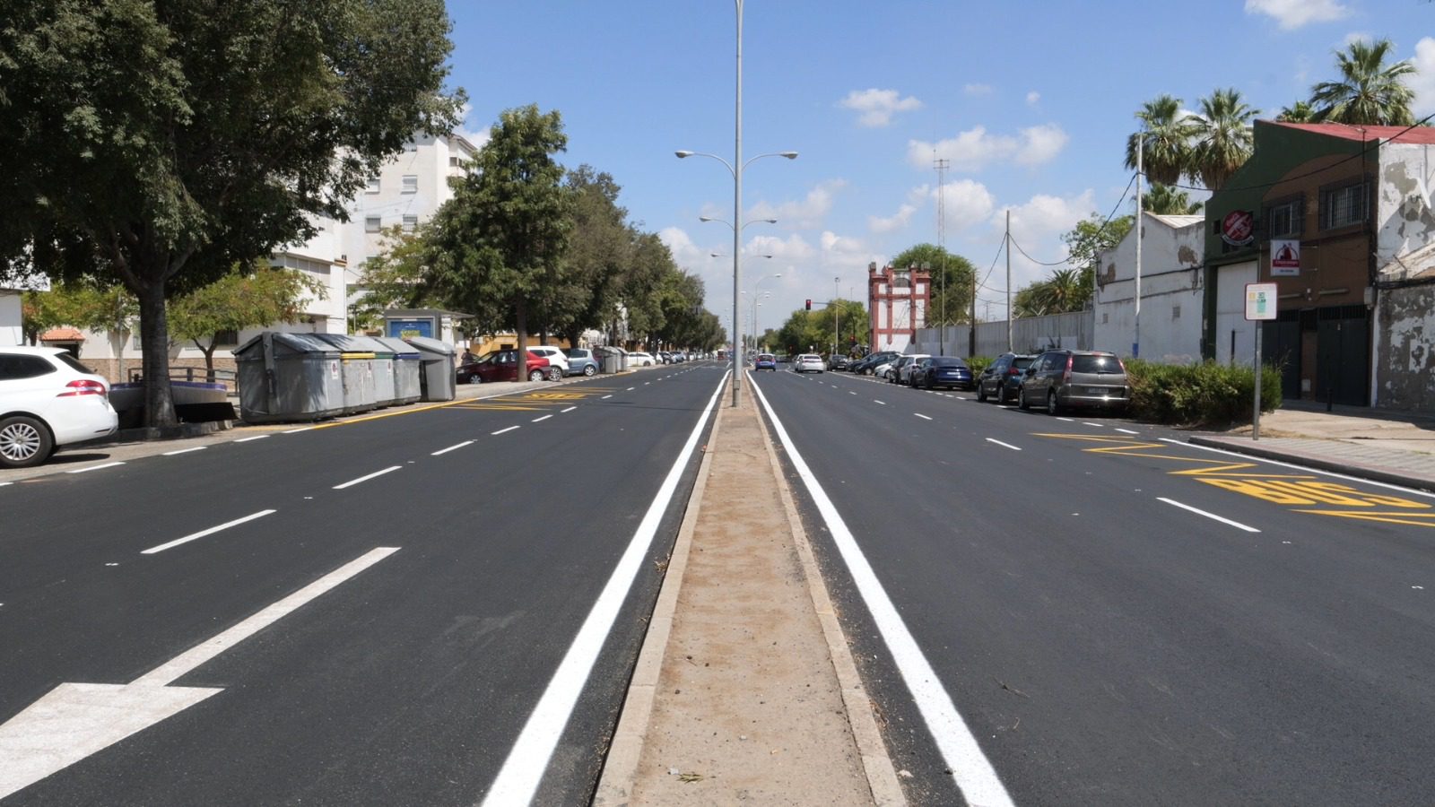 El Gobierno de Sanz recupera la seguridad vial de la avenida Medina y Galnares, arteria norte de entrada y salida de Sevilla y vía principal de San Jerónimo