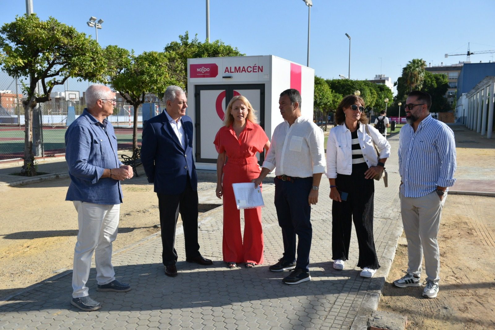 El Gobierno de Sanz invierte 2,2 millones de euros en 44 nuevos edificios modulares en 18 centros deportivos, con una superficie total de 1250 metros cuadrados
