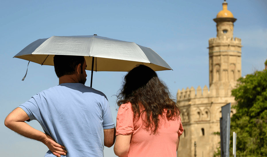 La EMA insiste en mantener una correcta hidratación ante el aviso naranja por calor hoy