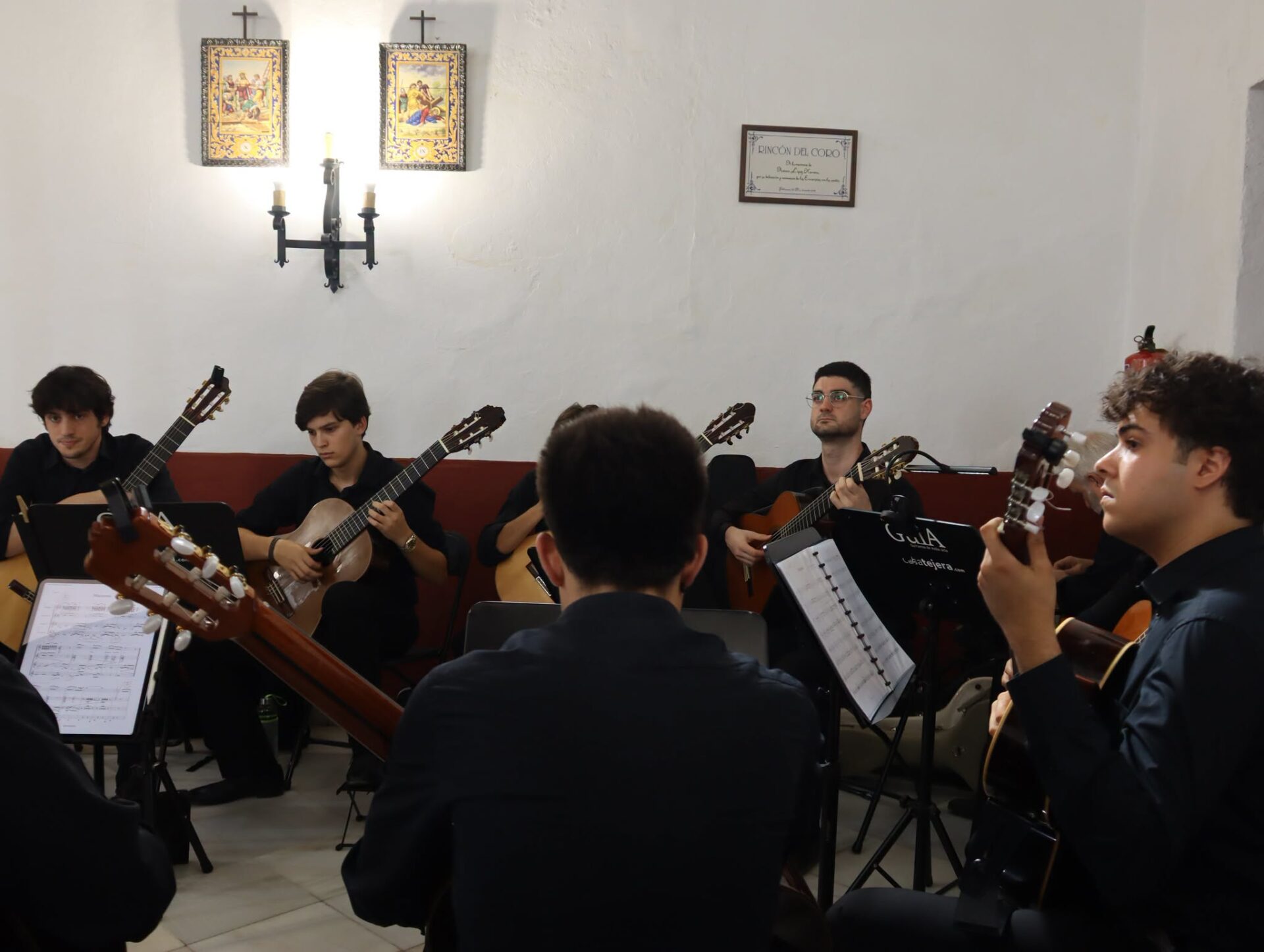La Función Principal rinde homenaje a la patrona de Palomares del Río