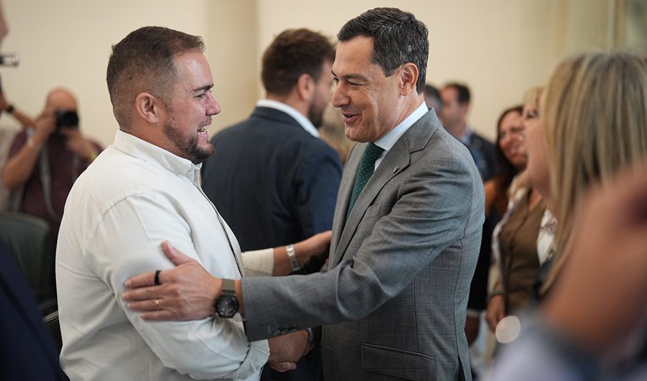 Moreno anuncia una inversión de 46,2 millones para reparar los daños del enjambre sísmico en Granada