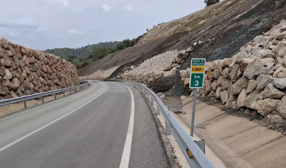 La Junta licita por tres millones la reconstrucción del puente de la carretera de acceso a Alcalá del Valle
