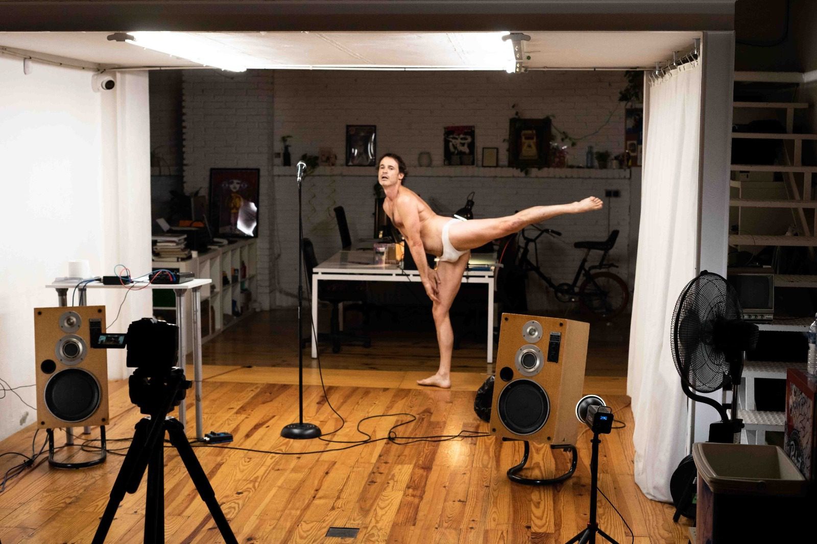Danciberia lleva al patio del CICUS talleres y espectáculos de danza contemporánea 