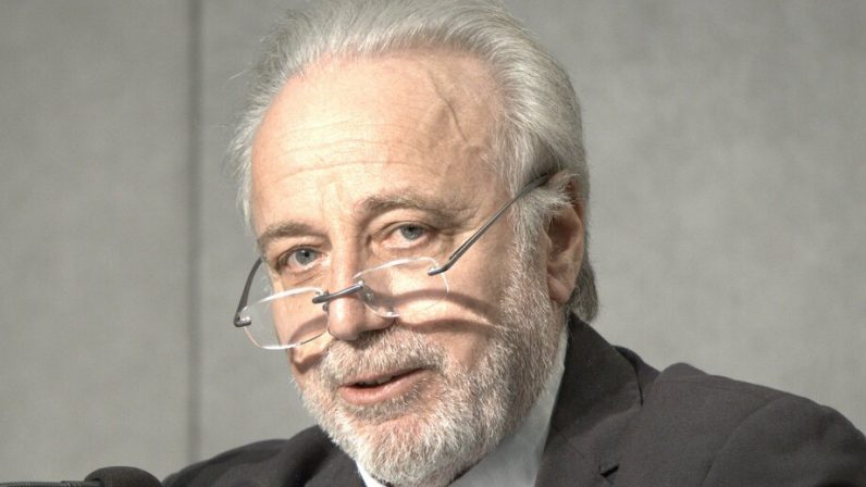 Monseñor Piero Coda participa hoy en Sevilla en la presentación del segundo volumen del «Diccionario Dinámico de Ontología Trinitaria»