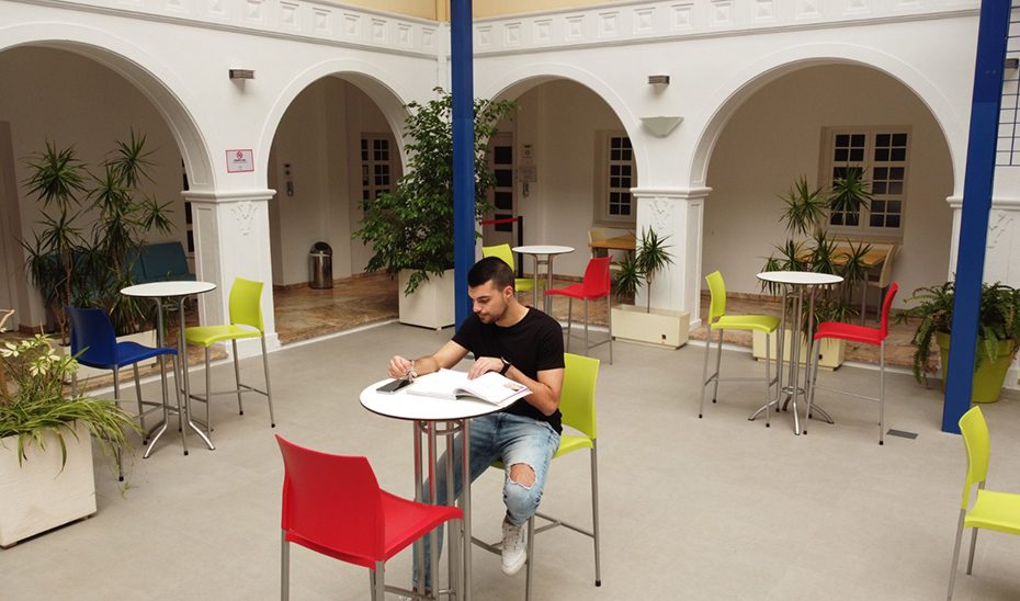 Inturjoven amplía a 386 las plazas para alojar a estudiantes y profesores en albergues este curso