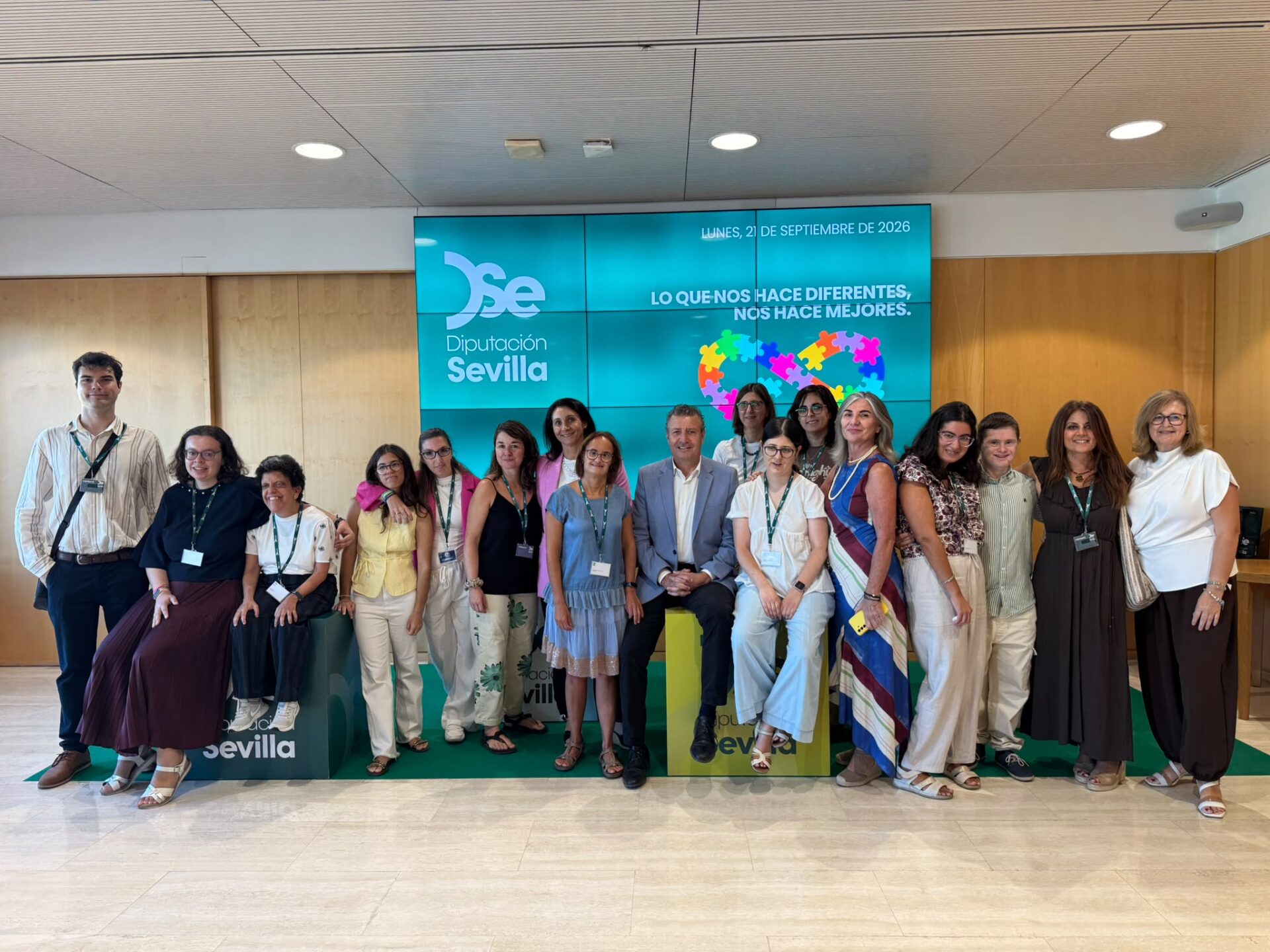 La Diputación de Sevilla impulsa la inclusión social de personas con capacidades diversas con un programa de 12 becas