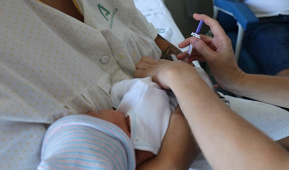 Andalucía comienza hoy la inmunización de menores de 6 meses frente a la bronquiolitis