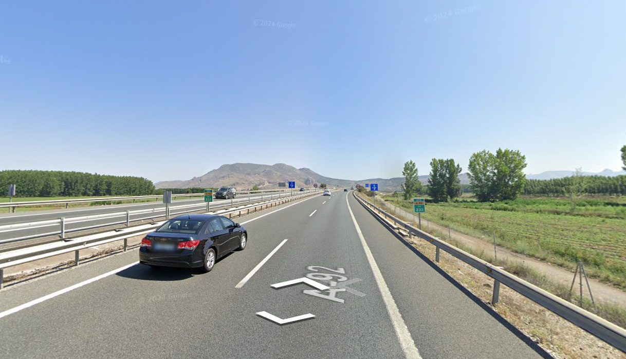 Adjudicada por 10 millones la mejora y el ensanche de la carretera de Martín de la Jara a la A-92