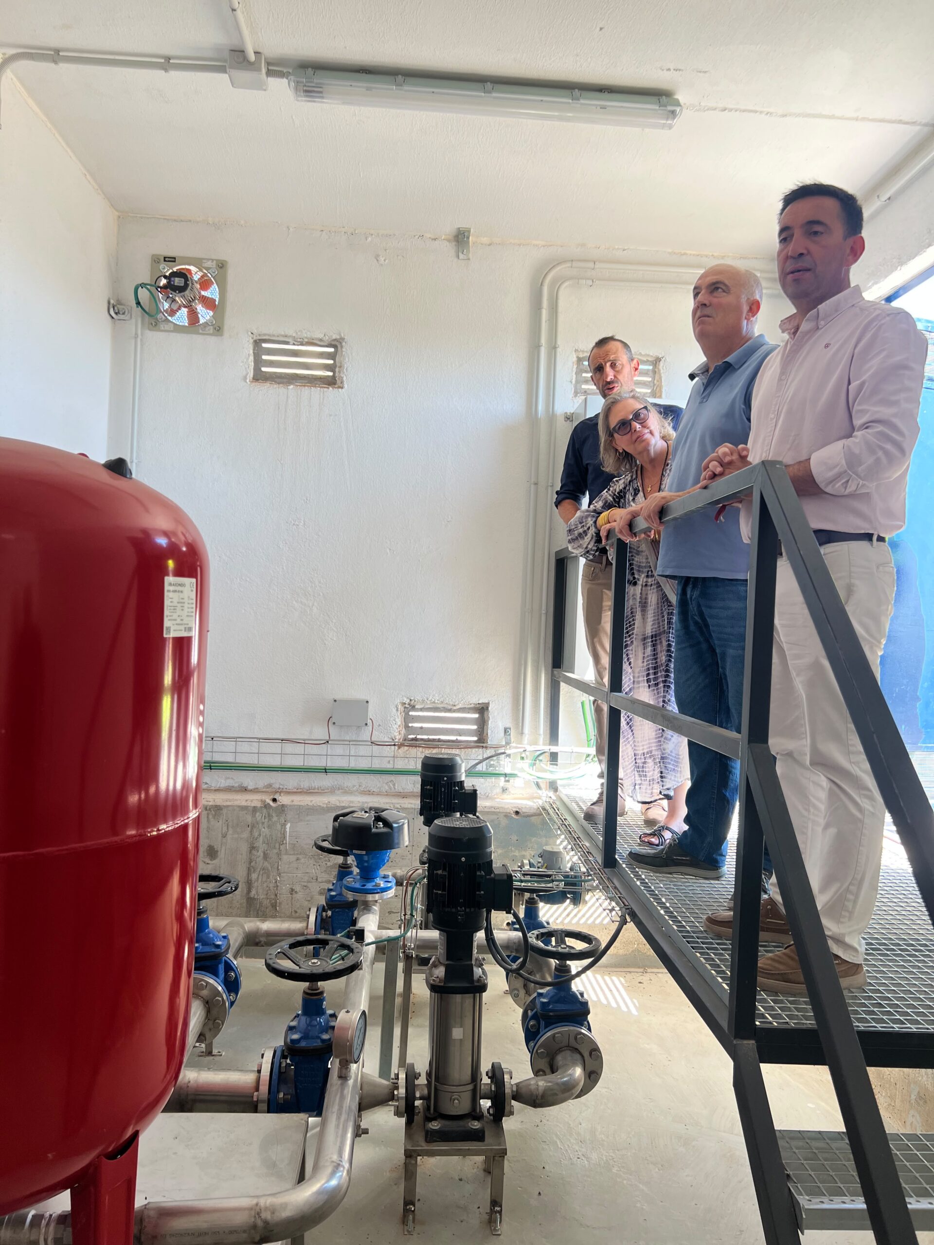 El diputado Gonzalo Domínguez visita en El Madroño las obras de mejora para el abastecimiento de agua de las pedanías