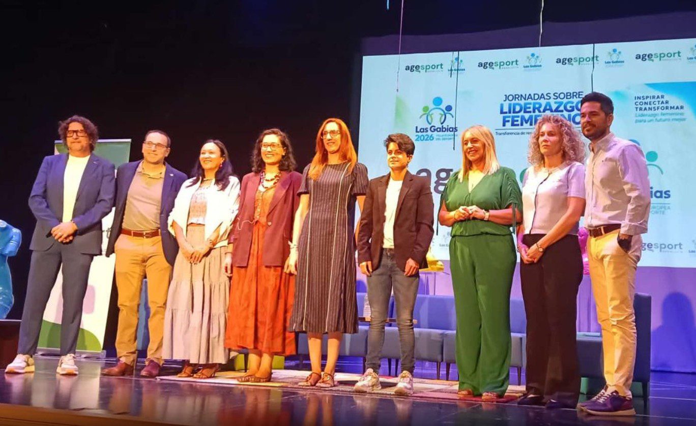 Silvia Martelo Landroguez difunde el proyecto MOLIFEM en una jornada sobre liderazgo femenino