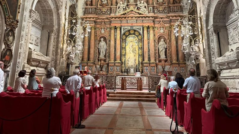 La Catedral retoma las misas en inglés y francés y la celebración en lengua de signos
