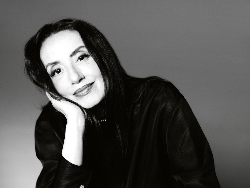 Luz Casal lleva al Festival del Patio + Metrópolis, impulsado por la Diputación de Sevilla, su particular forma de habitar las canciones