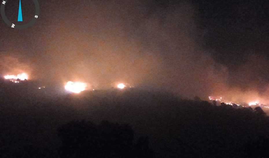La Junta activa la fase de emergencia del Plan INFOCA por el incendio forestal de Igualeja