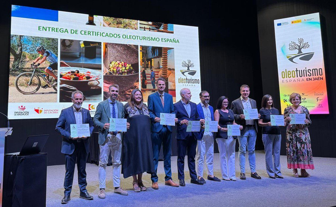 La Diputación de Sevilla recibe la certificación ‘Destino Oleoturístico’, en el marco del proyecto Oleoturismo España