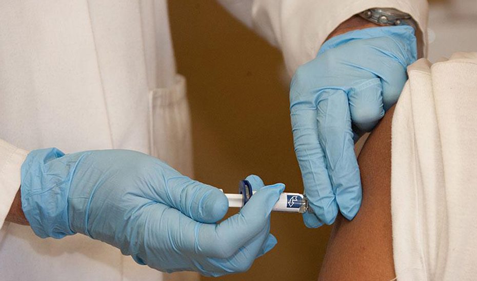 La Junta vacunará de la gripe a 90.000 menores de 3 y 4 años en colegios con vacuna intranasal