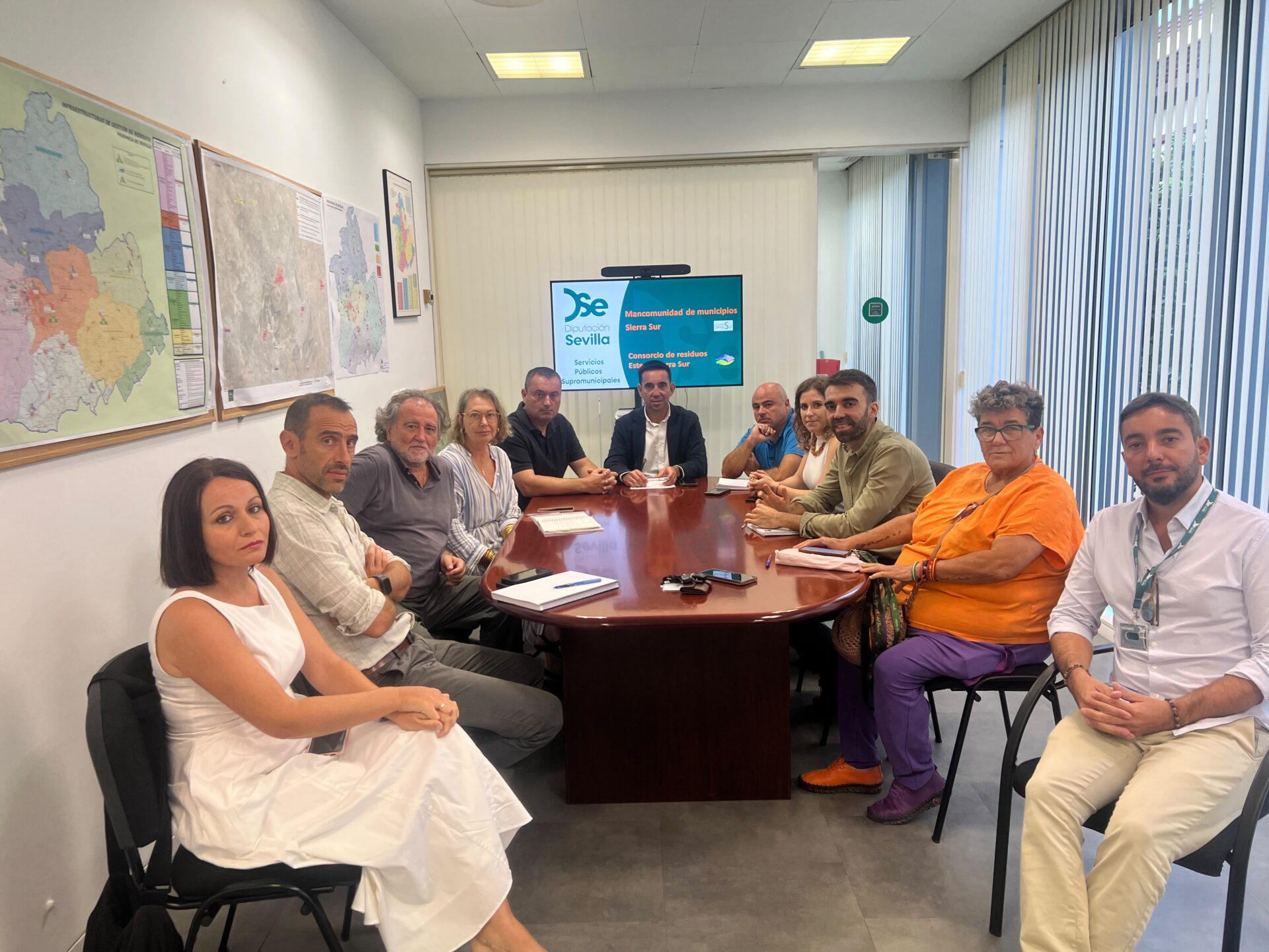 La Diputación de Sevilla aborda con la Mancomunidad de Municipios de la Sierra Sur los planes para la gestión de residuos
