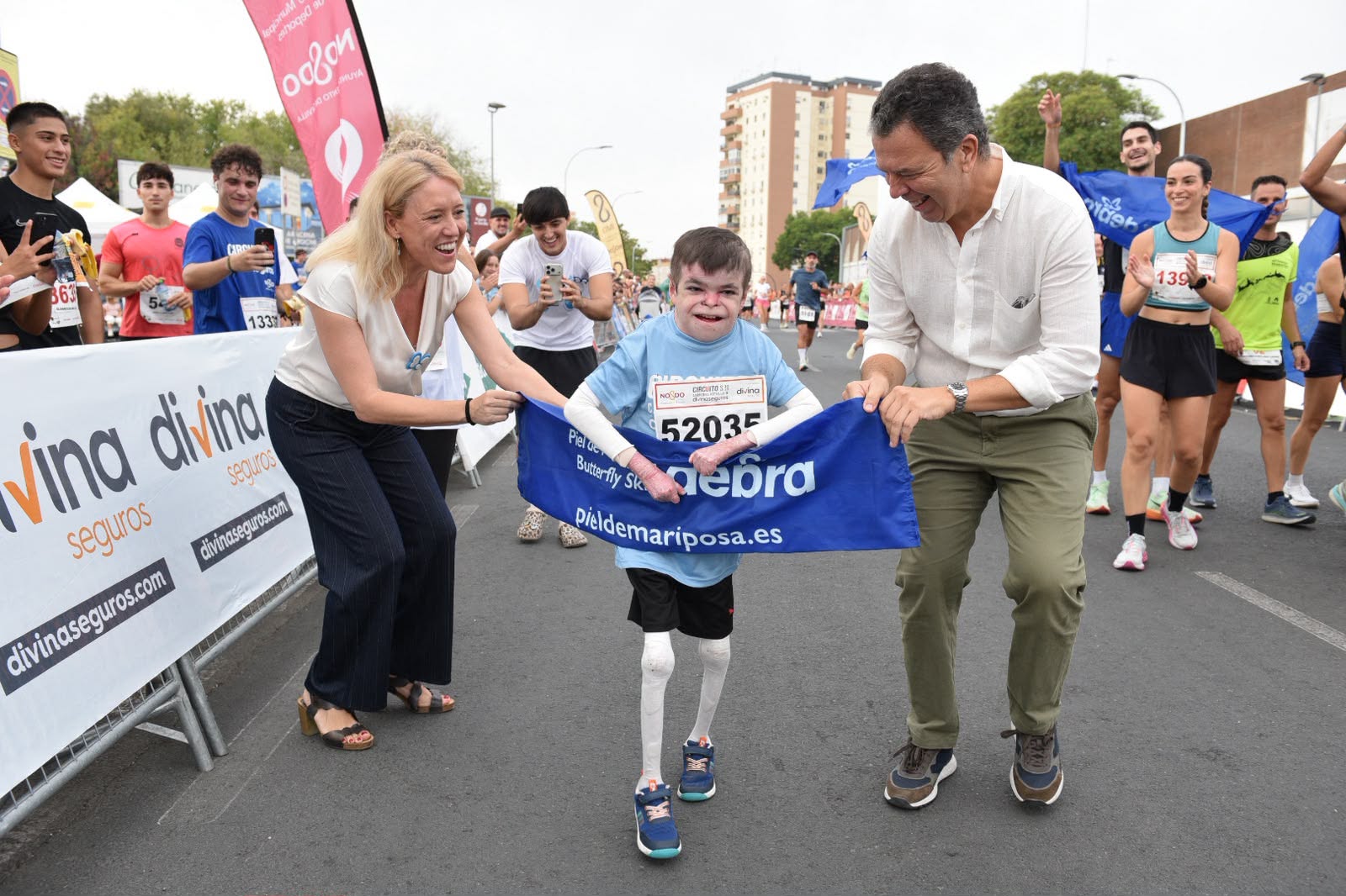 La Carrera Nervión-San Pablo “El Corte Inglés”, cuarta prueba del Circuito Divina Seguros, concluye con éxito de participación y victorias para Alejandro Illán y Laia González