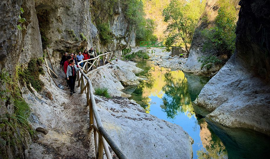 La ruta del río Borosa permanece abierta con un recorrido alternativo a la Cerrada de Elías por la pista forestal