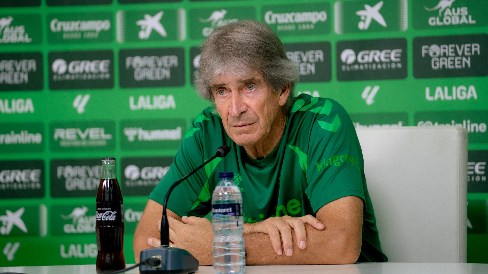 Rueda de prensa de Manuel Pellegrini previa al Real Betis – CA Osasuna