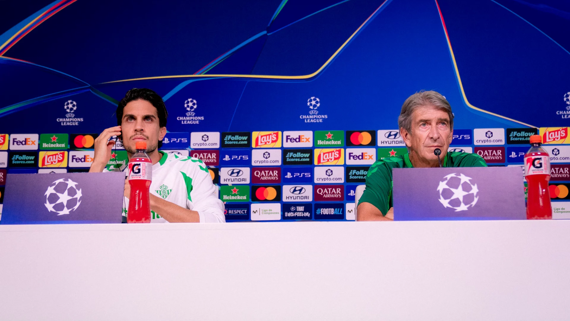 Rueda de prensa de Manuel Pellegrini y Marc Bartra previa al Real Betis – FC Porto