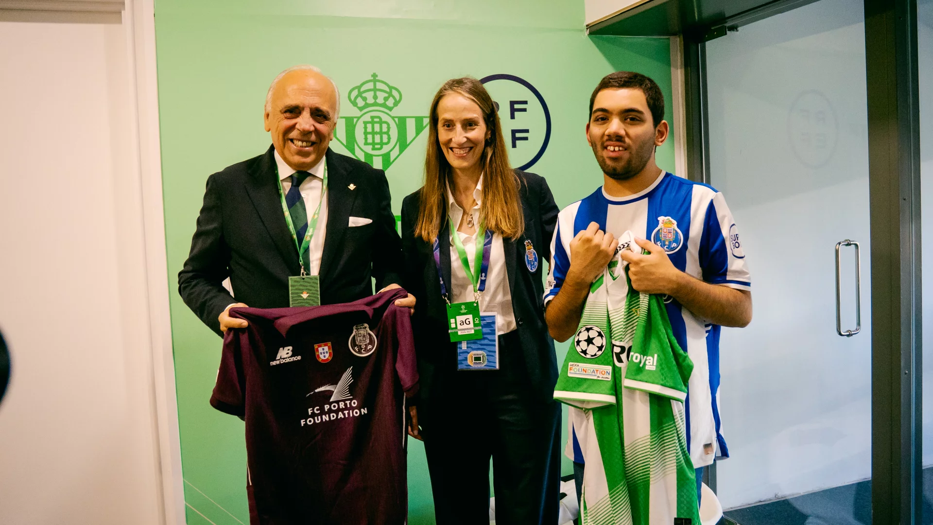 El Real Betis y el FC Porto unen experiencias para impulsar el impacto social del fútbol