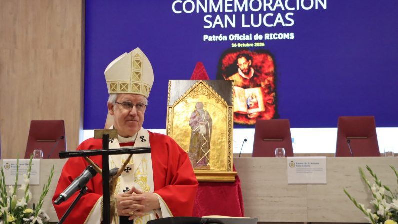 El arzobispo de Sevilla agradece a los médicos su servicio a la vida