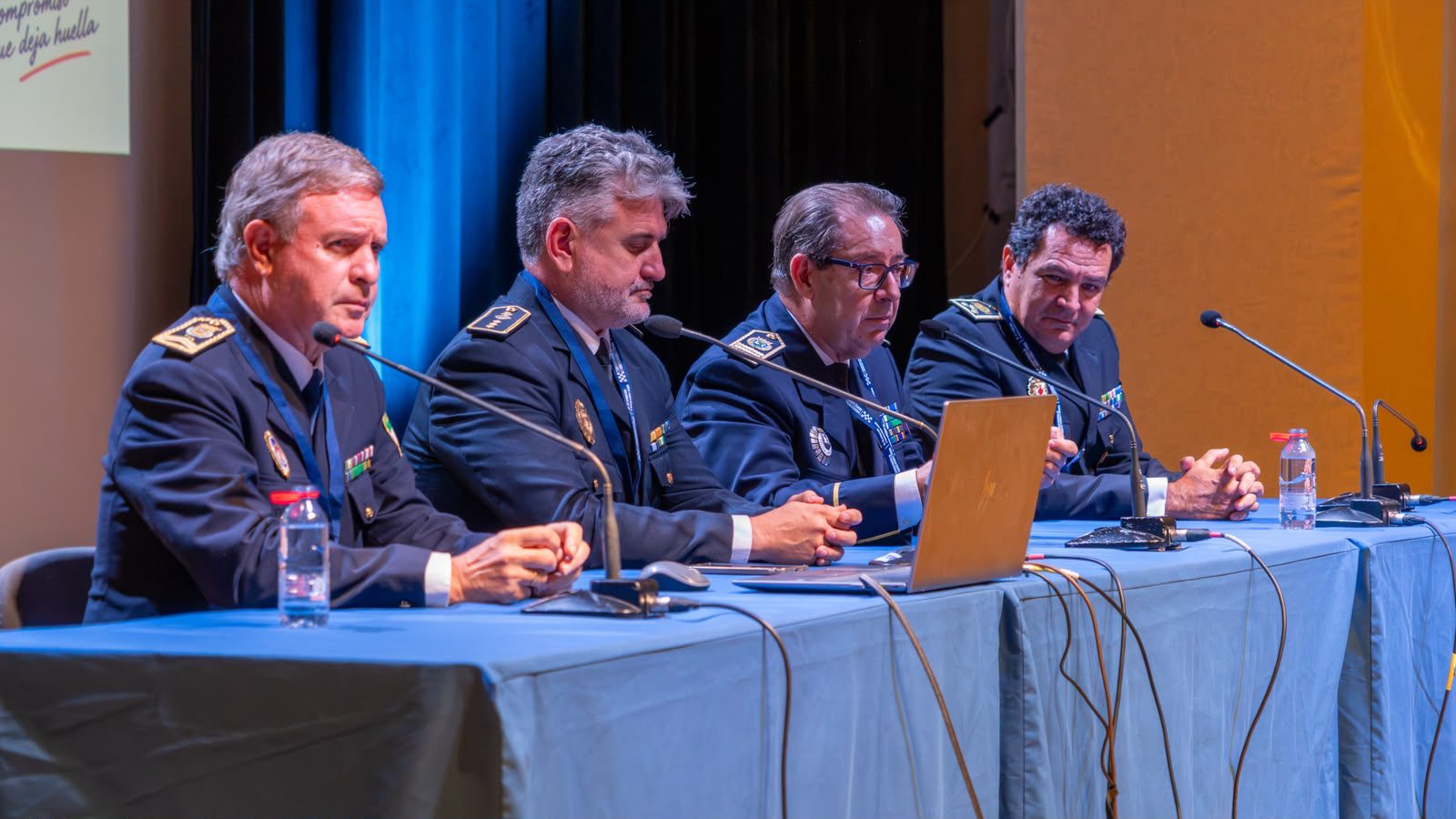El Programa Agente Tutor de la Policía Local de Sevilla recibe un reconocimiento como referente nacional en el VI Congreso Nacional de Agentes Tutores celebrado en Valencia