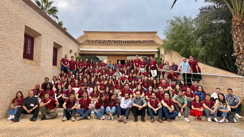 Universitarios de Sevilla participan en el encuentro UDISUR celebrado en Murcia