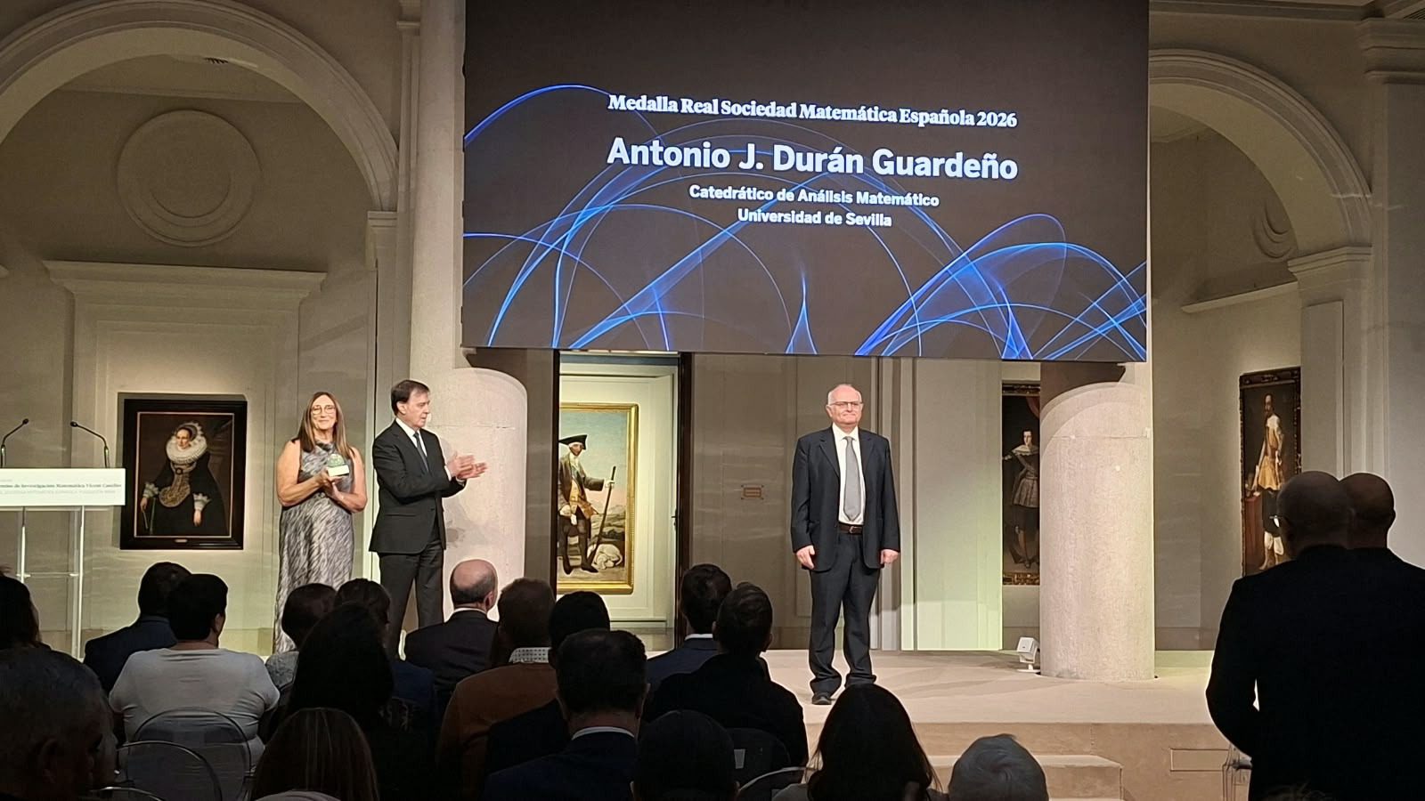 El profesor Antonio Durán recibe la Medalla de la Real Sociedad Matemática Española