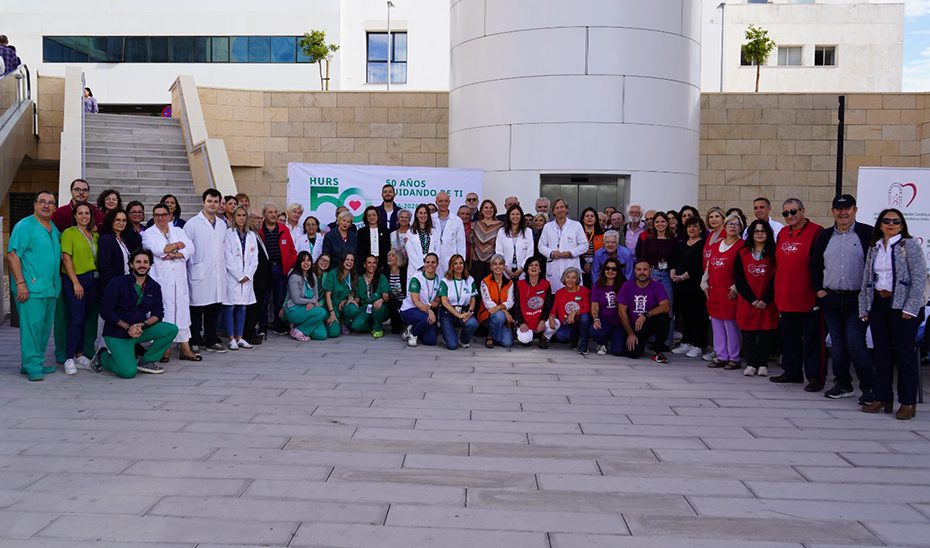 El Hospital Reina Sofía abre sus puertas a la ciudadanía con su primera Feria de la Salud