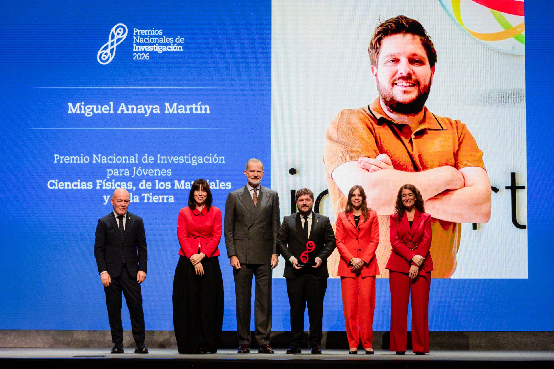 Miguel Anaya recibe el Premio Nacional de Investigación para Jóvenes